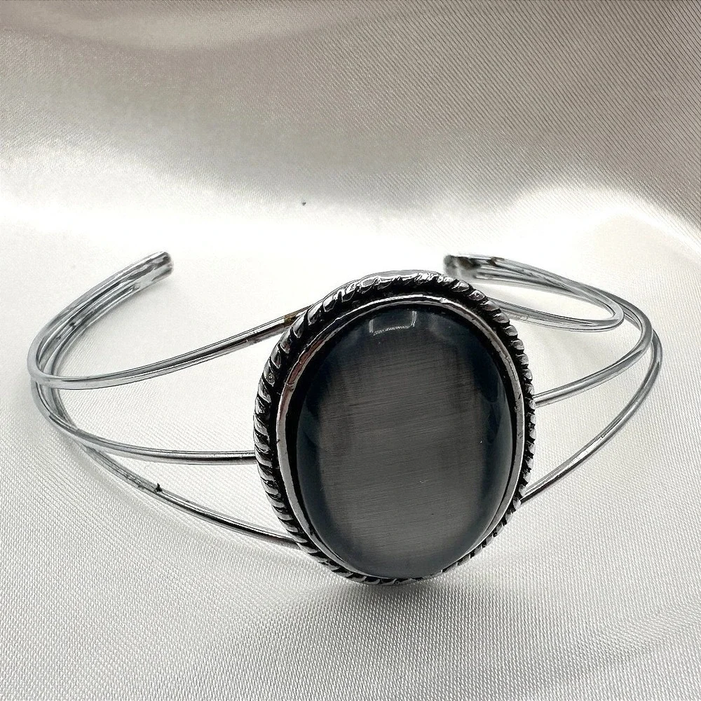 Vintage 80s Navajo Silver Tone Black Cabochon Rope‎ Cuff Bangle Bracelet Jewelry
